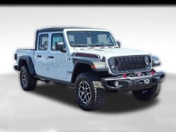 Jeep Gladiator Shadow Ops 4x4 2026 — side view