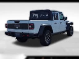 Jeep Gladiator Shadow Ops 4x4 2026 — side view