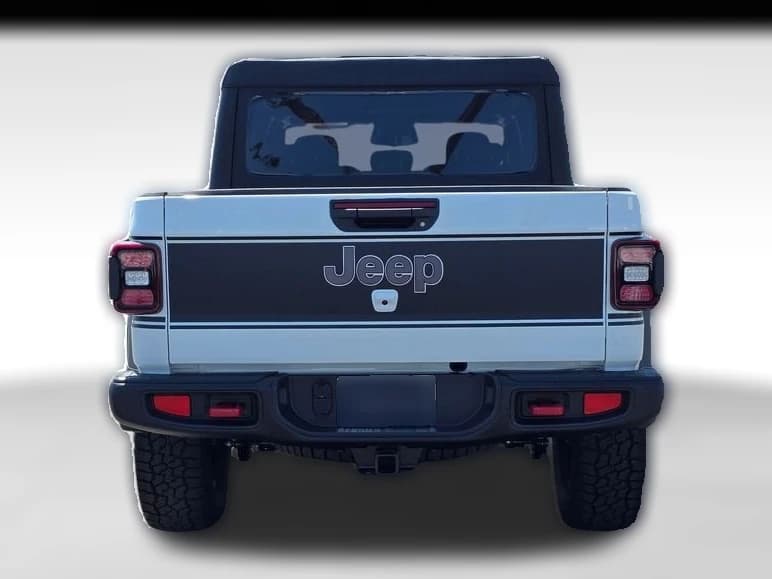 Jeep Gladiator Shadow Ops 4x4 2026 — side view