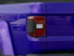 Jeep Gladiator Rubicon X 4x4 2026 — side view