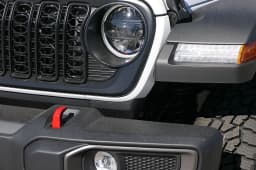 Jeep Gladiator Rubicon 4x4 2026 — side view