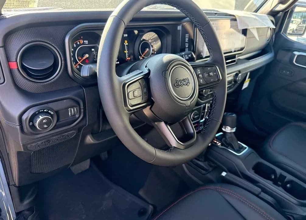 Jeep Gladiator Rubicon X 4x4 2026 — side view