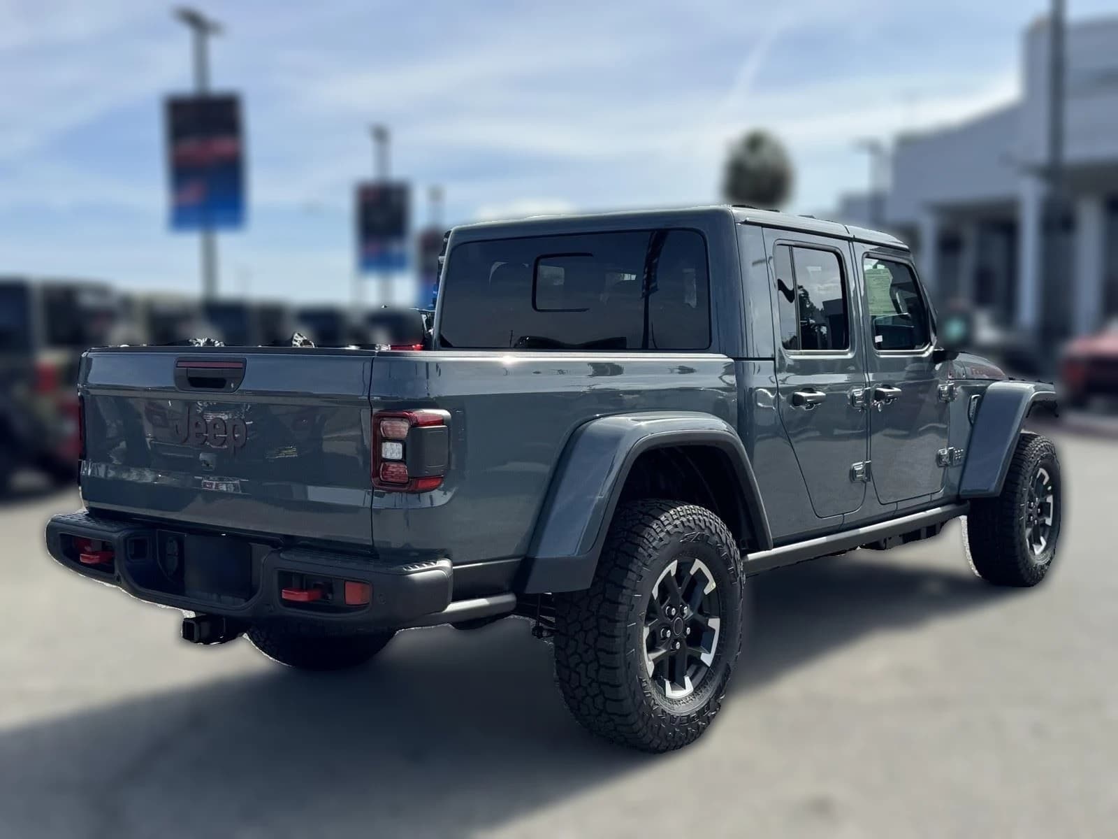 Jeep Gladiator Rubicon X 4x4 2026 — side view