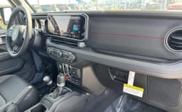 Jeep Gladiator Rubicon X 4x4 2026 — side view