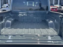 Jeep Gladiator Rubicon X 4x4 2026 — side view