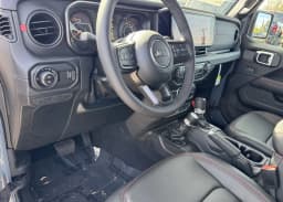 Jeep Gladiator Rubicon X 4x4 2026 — side view