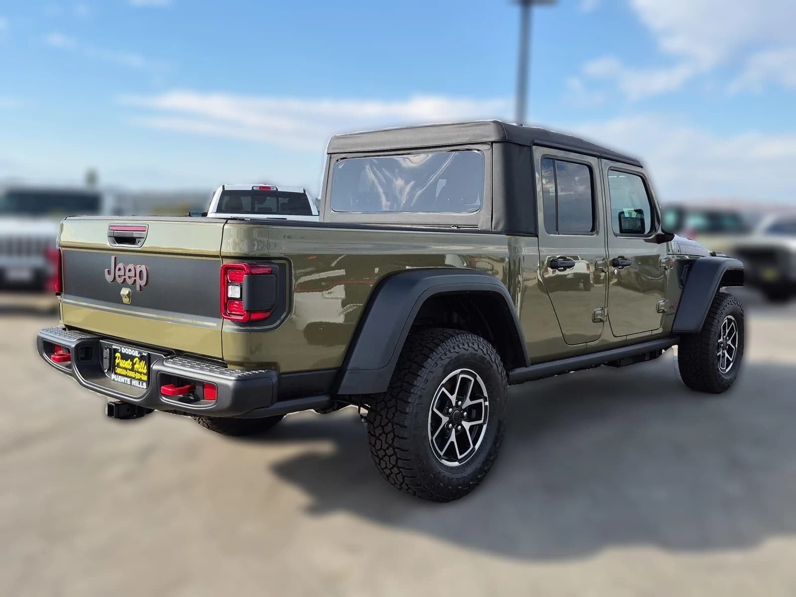 Jeep Gladiator Shadow Ops 4x4 2026 — side view