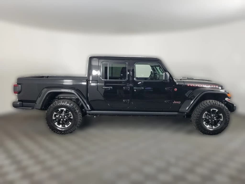 Jeep Gladiator Rubicon X 4x4 2026 — side view