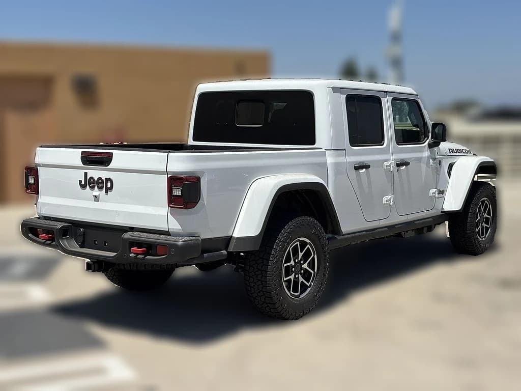 Jeep Gladiator Rubicon X 4x4 2026 — side view