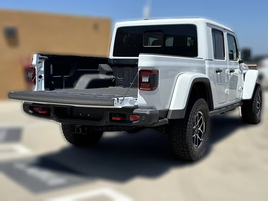 Jeep Gladiator Rubicon X 4x4 2026 — side view