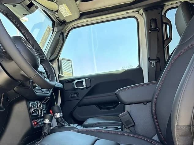 Jeep Gladiator Rubicon X 4x4 2026 — side view