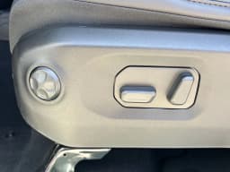 Jeep Gladiator Rubicon X 4x4 2026 — side view