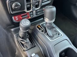 Jeep Gladiator Rubicon X 4x4 2026 — side view