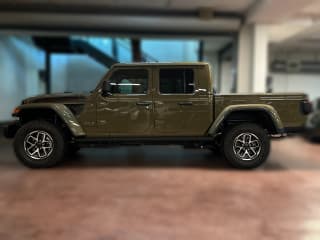 Jeep Gladiator Shadow Ops 4x4