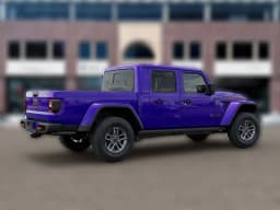 Jeep Gladiator Mojave X 4x4 2026 — side view
