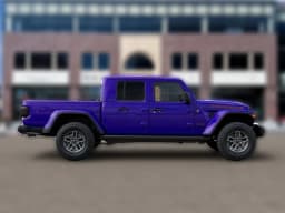 Jeep Gladiator Mojave X 4x4 2026 — side view