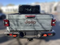 Jeep Gladiator Mojave X 4x4 2026 — side view