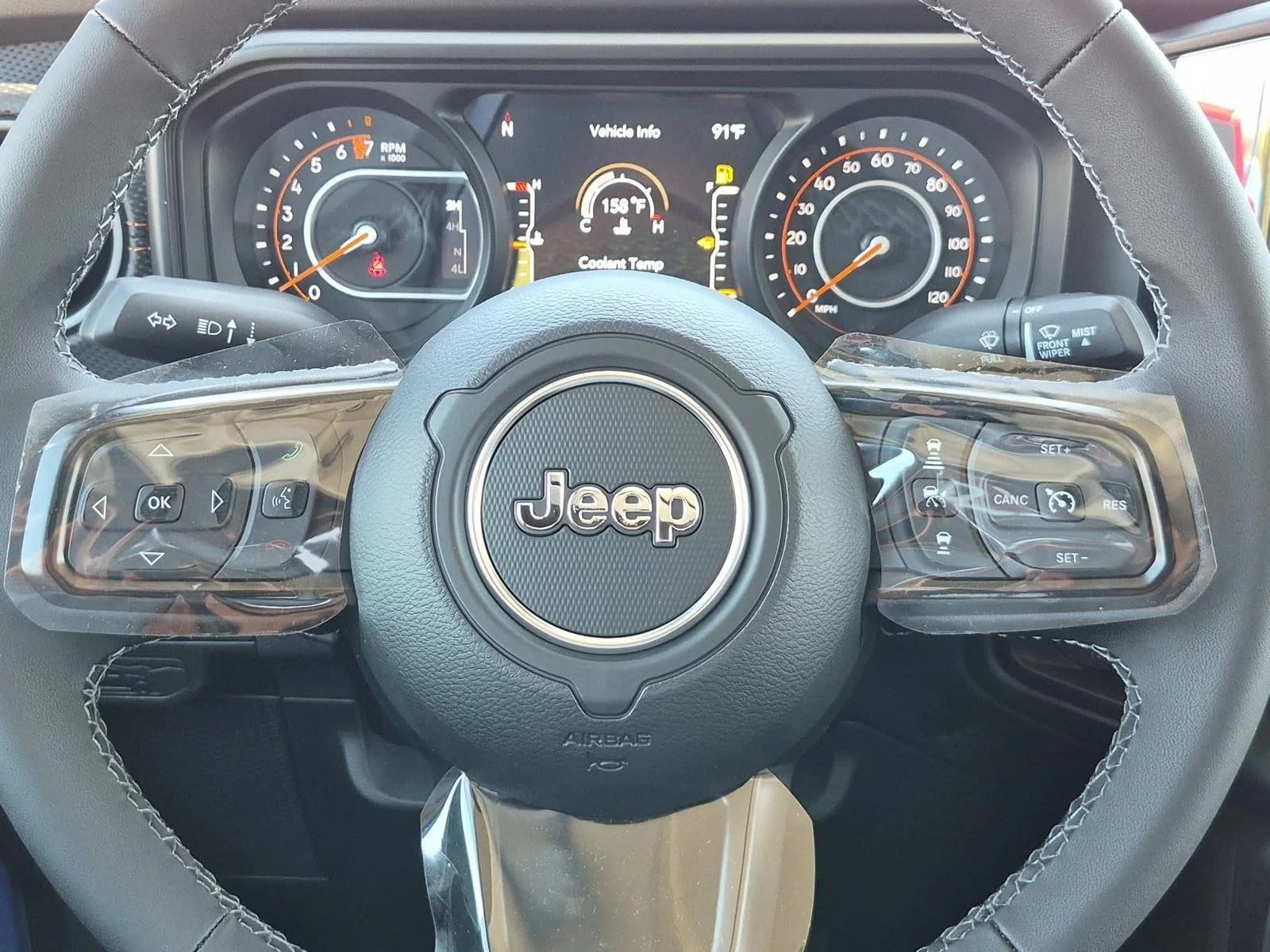Jeep Gladiator Mojave 4x4 2026 — side view