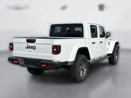 Jeep Gladiator Mojave 4x4 2026 — side view
