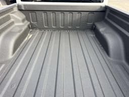 Jeep Gladiator Mojave 4x4 2026 — side view