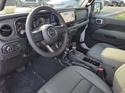 Jeep Gladiator Mojave 4x4 2026 — side view