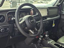 Jeep Gladiator Mojave 4x4 2026 — side view