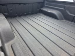 Jeep Gladiator Mojave 4x4 2026 — side view
