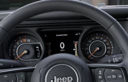 Jeep Gladiator Mojave 4x4 2026 — side view