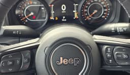 Jeep Gladiator Mojave X 4x4 2026 — side view