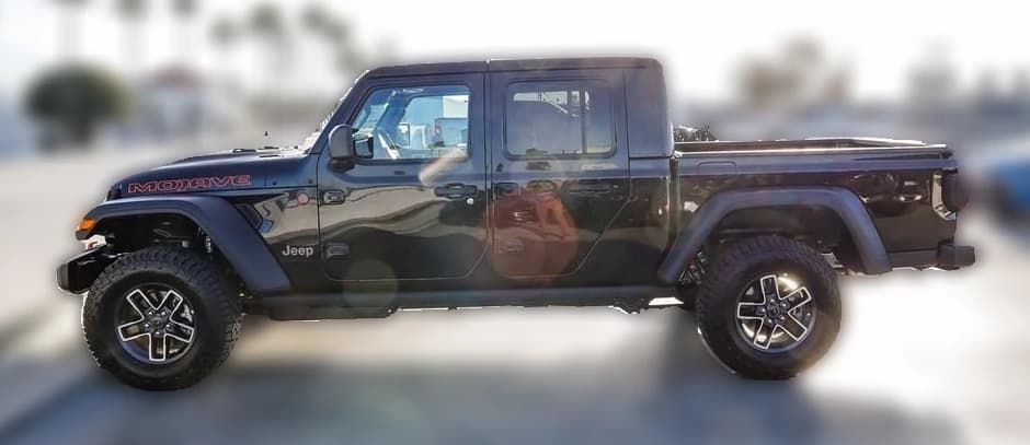 Jeep Gladiator Mojave 4x4 2026 — side view