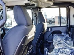 Jeep Gladiator Mojave 4x4 2026 — side view