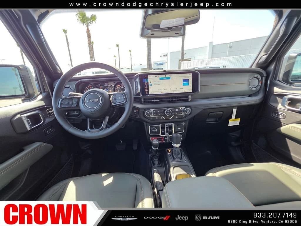 Jeep Gladiator Mojave X 4x4 2026 — side view