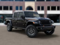 Jeep Gladiator Mojave X 4x4 2026 — side view