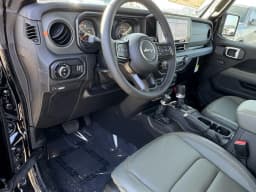 Jeep Gladiator Mojave X 4x4 2026 — side view