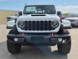 Jeep Gladiator Mojave 4x4 2026 — side view