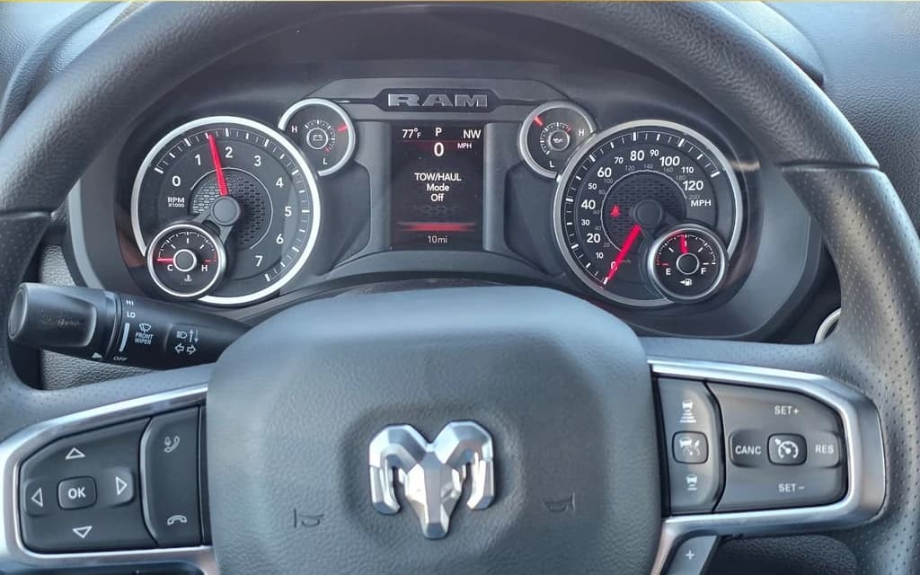 Ram 1500 Big Horn 4x2 Crew Cab 5'7" Box 2026 — side view