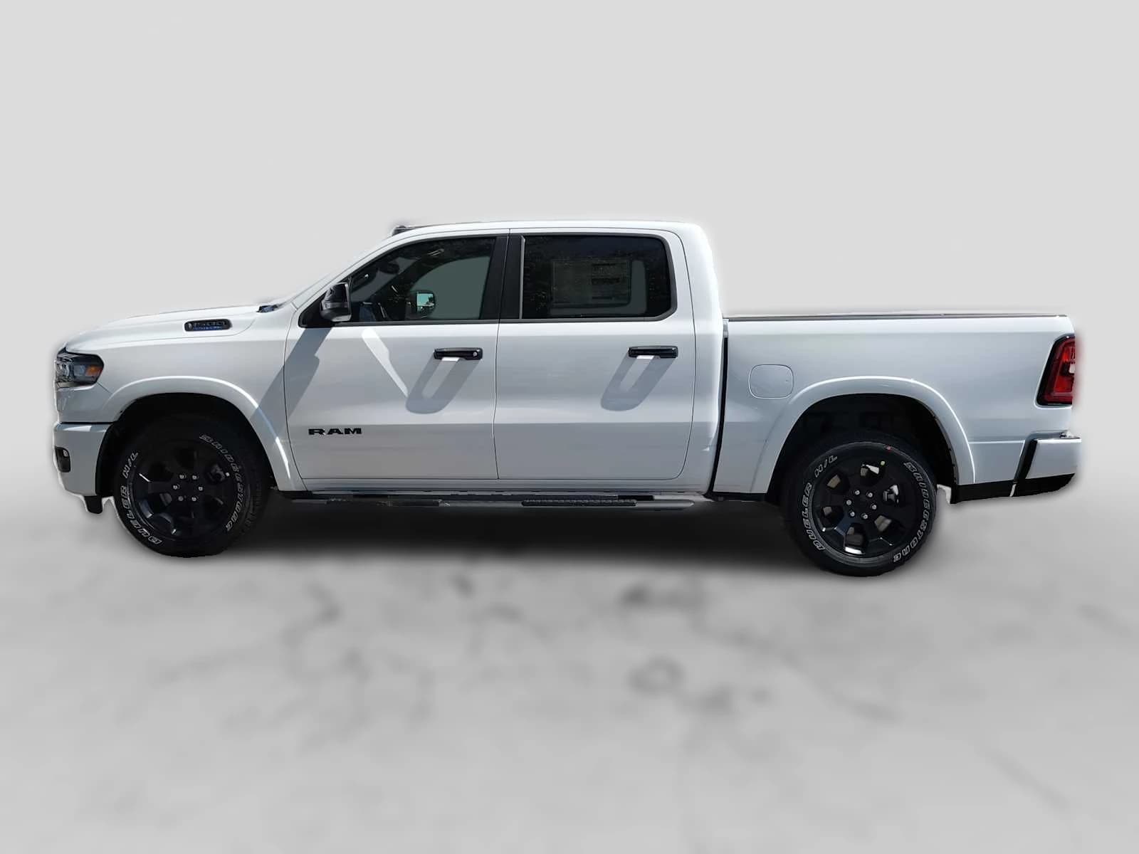 Ram 1500 Lone Star 4x2 Crew Cab 5'7" Box 2026 — side view