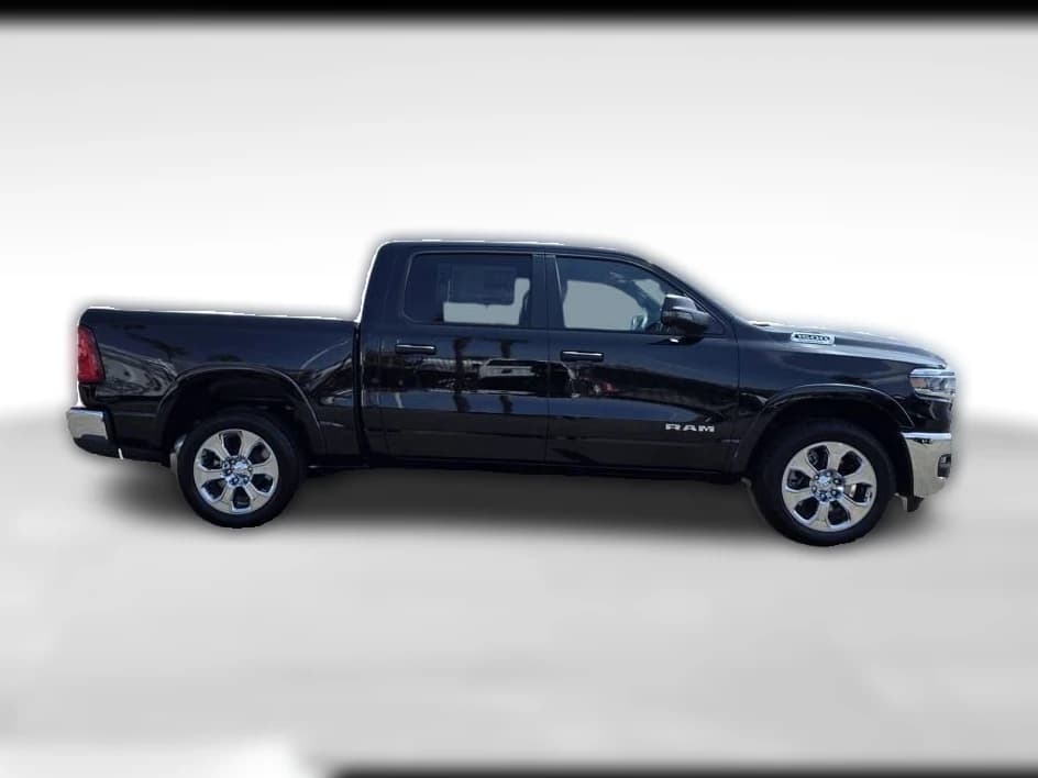 Ram 1500 Big Horn 4x2 Crew Cab 5'7" Box 2025 — side view