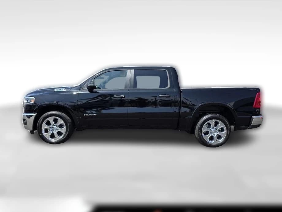 Ram 1500 Big Horn 4x2 Crew Cab 5'7" Box 2025 — side view