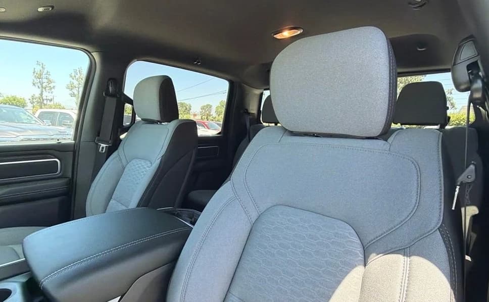 Ram 1500 Big Horn 4x2 Crew Cab 5'7" Box 2026 — side view