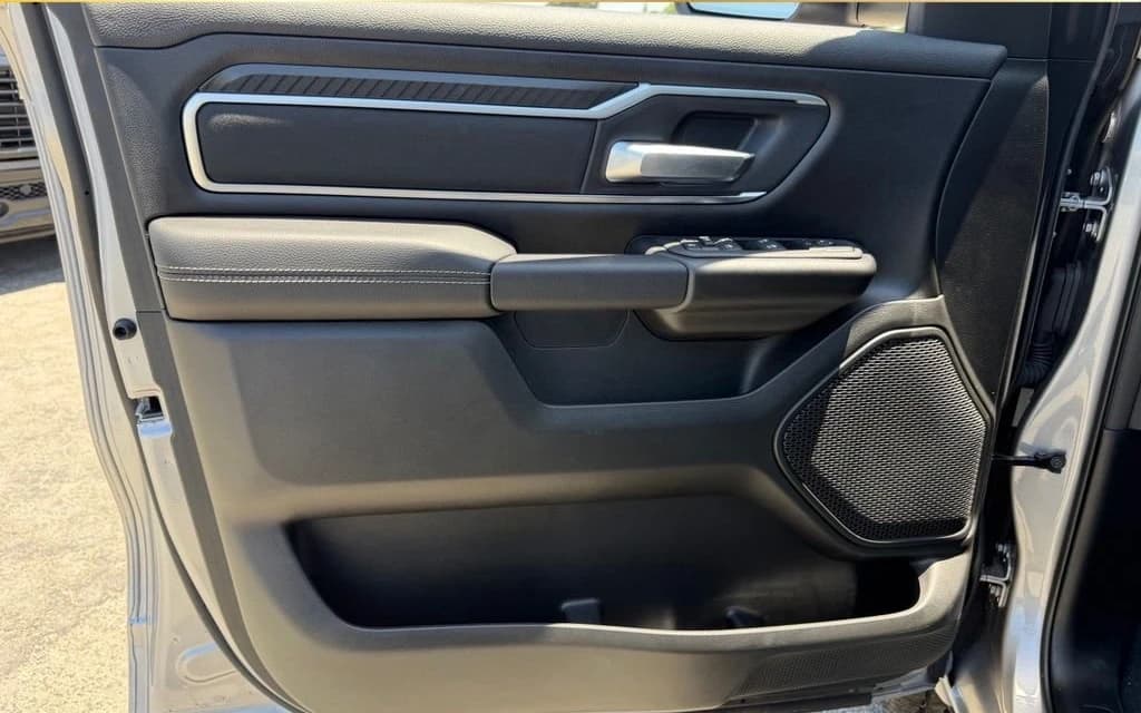 Ram 1500 Big Horn 4x2 Crew Cab 5'7" Box 2026 — side view