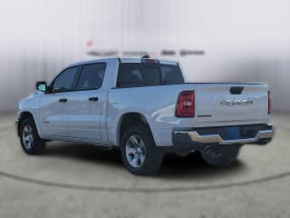 Ram 1500 Big Horn 4x2 Crew Cab 5'7" Box