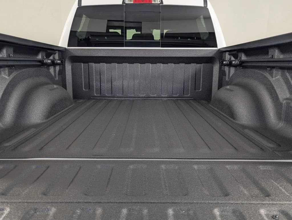 Ram 1500 Big Horn 4x2 Crew Cab 5'7" Box 2026 — side view