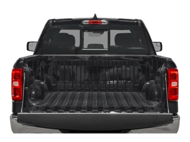 Ram 1500 Big Horn 4x2 Crew Cab 5'7" Box 2027 — side view