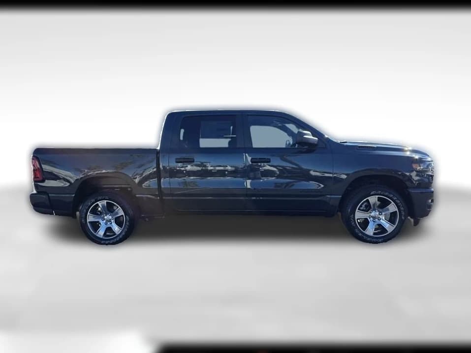 Ram 1500 Express 4x2 Crew Cab 5'7" Box 2026 — side view