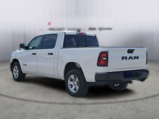 Ram 1500 Tradesman 4x2 Crew Cab 5'7" Box