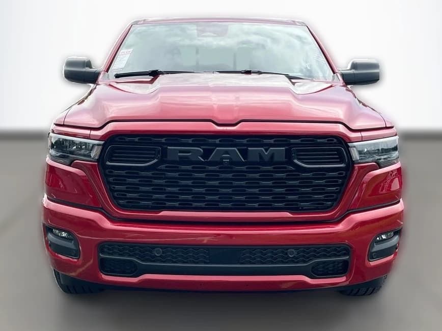 Ram 1500 Express 4x2 Crew Cab 5'7" Box 2026 — side view