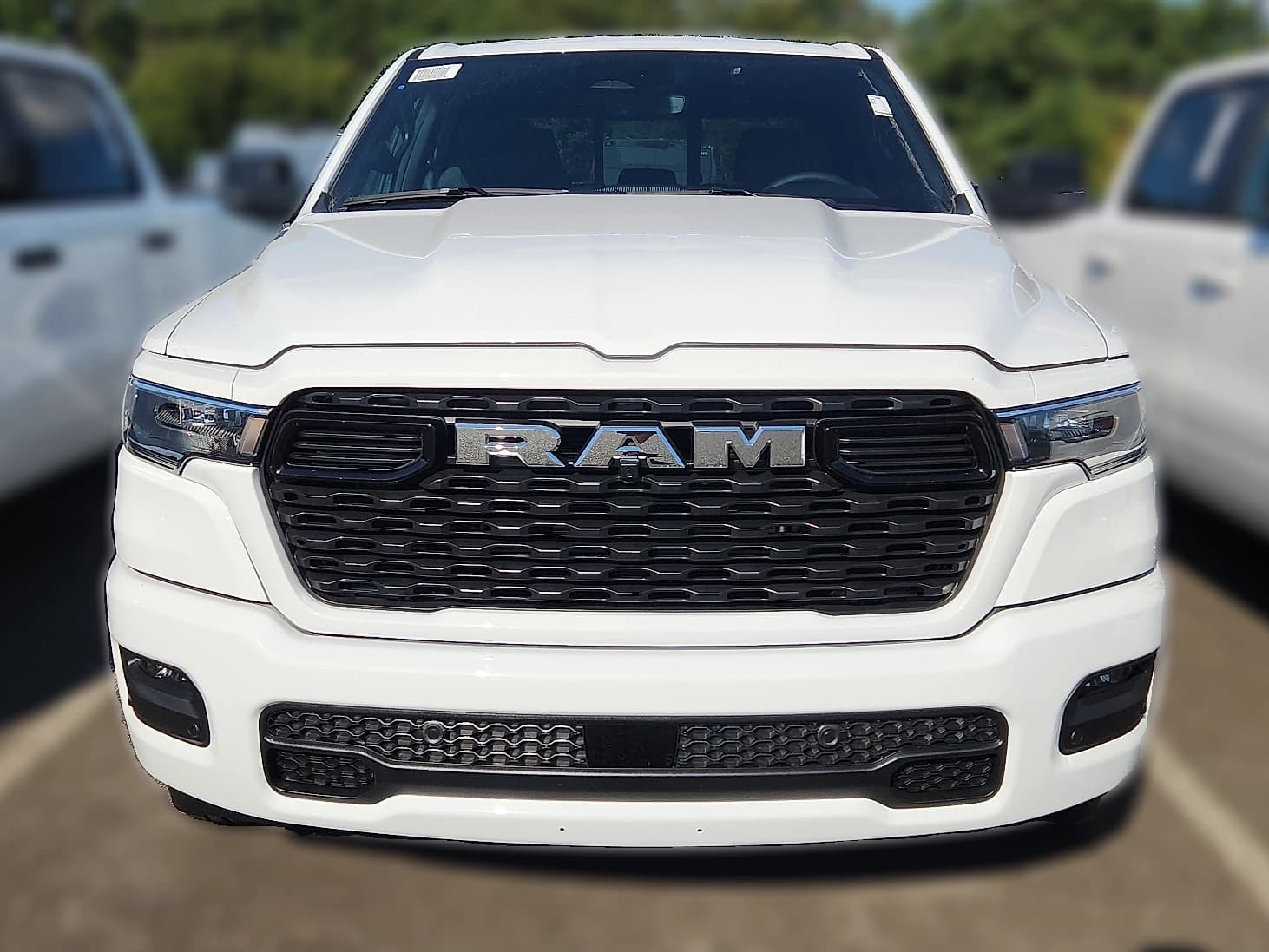 Ram 1500 Big Horn 4x4 Crew Cab 5'7" Box 2025 — side view