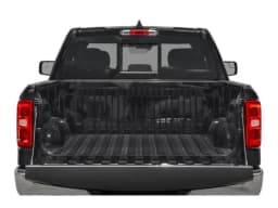 Ram 1500 Big Horn 4x4 Crew Cab 5'7" Box 2027 — side view