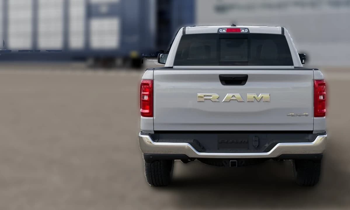 Ram 1500 Tradesman 4x4 Crew Cab 5'7" Box 2026 — side view